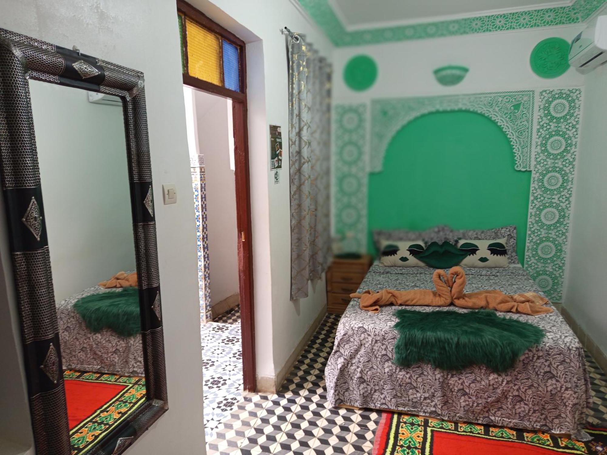Riad Derb El Aarsa มาร์ราเกช ภายนอก รูปภาพ